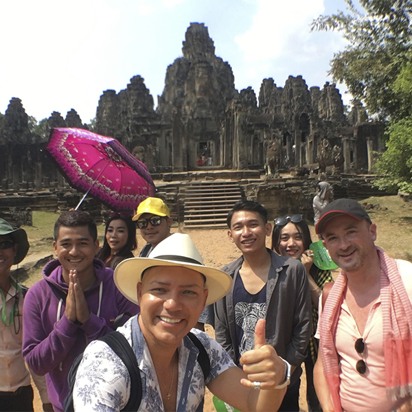 amjigos en camboya richard murval angkor wat
